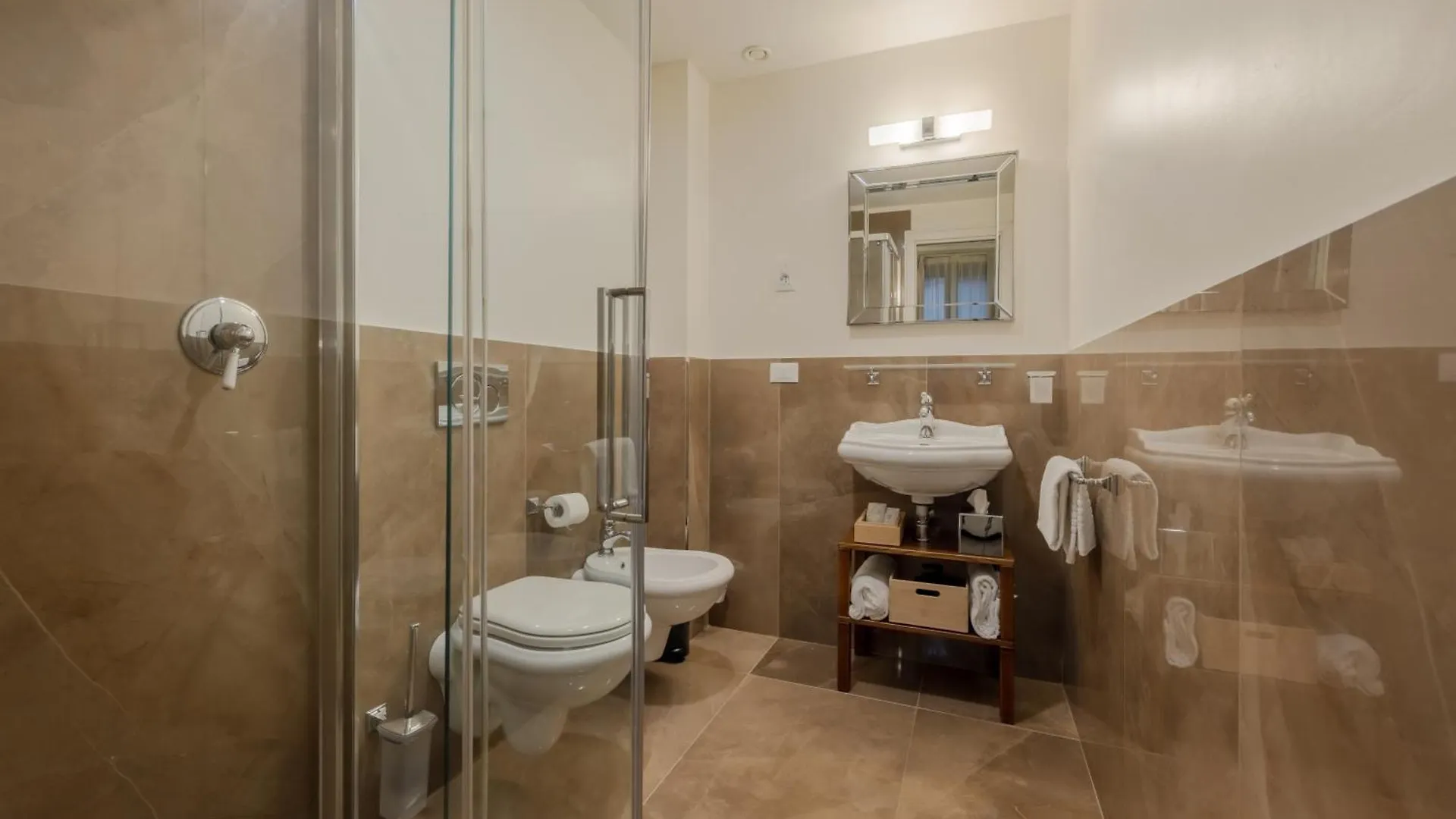 Hotel Bartolomeo Venedik 2*,