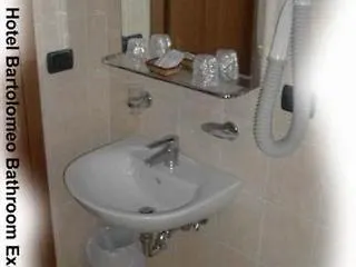 Hotel Bartolomeo Venice 2*,