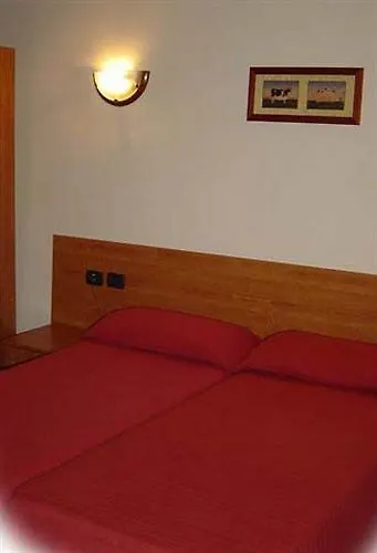 Hotel Bartolomeo Venice 2*,  Italy