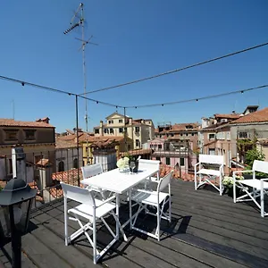 2* Apart Otel La Fenice